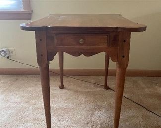 Ethan Allen end table with drawer....