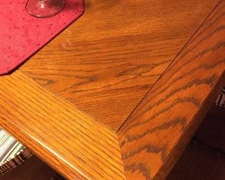 Very nice Dining Table