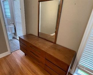 Mid century dresser console with mirror 