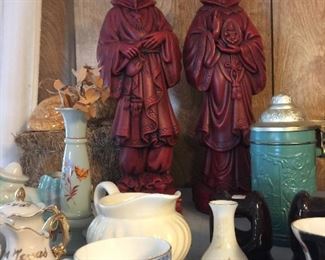 Asian-inspired figures, small vases. 