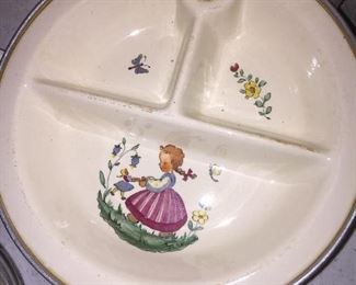 A dish for toddlers can be filled with hot water to keep food warm. 