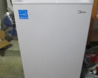 Midea 3.0 cu ft freezer