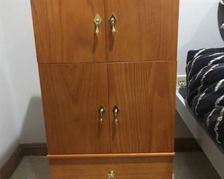 Elegant Jewelry Storage