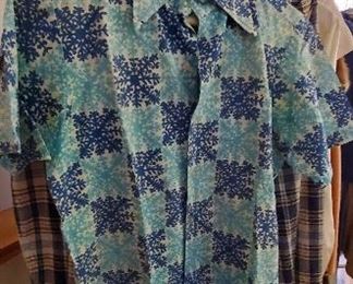 Vintage men's Kahala Hawaiian shirt and men's sports coat.  Both good condiiton
Preview for size and further details.