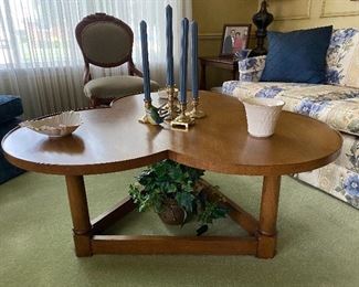 Fine Arts Furniture of Grand Rapids cloverleaf shaped walnut coffee table. There are also two matching square end tables and a round end table. All pristine condition. 