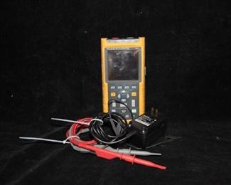 Fluke 123 Scopemeter