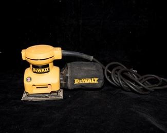 DeWalt Palm Sander DW411