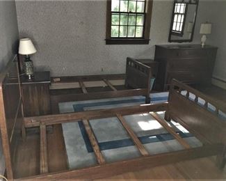 Super Solid Twin Bedroom Set