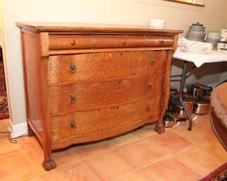 Oak Chest