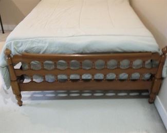 1 year old mattress - nice head/foot board