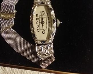 Gorgeous - Platinum with Kreisler band