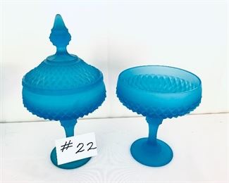 Pair. Candy dishes ( lid stuck) 
7.5-12”t   $40