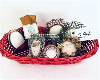 Basket of small frames 2x3    3x3 
$24