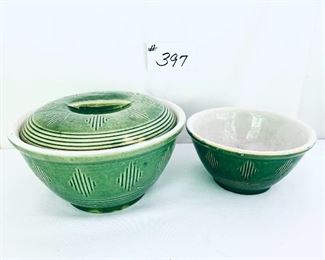 Vintage green mixing bowls 
size 7 & 9. $35
