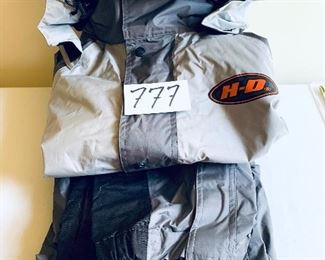 Harley Davidson rain suit. (Medium) 
$75 