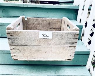 Vintage Apple crate 19 wide by 15 tall $28