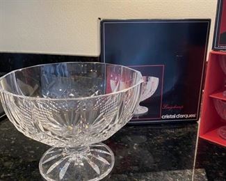 $36 Crystal d'Arques dessert set LOT - 1 footed master bowl & 4 footed bowls, + 2 Glass candlesticks