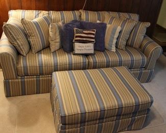 Craftmaster sofa w ottoman. Clean 