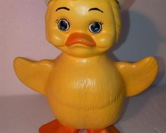 Lot Number:	93
Lead:	Vintage Pottery Duck
Description:	baseball cap is removable; 10" tall by 8" wide