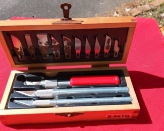 Lot Number:	111
Lead:	X-Acto Wood Working Knife Tools
Description:	in dovetailed wood box; complete set box- 6.75" by 3"