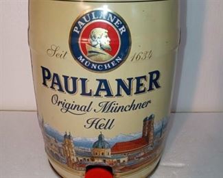 Lot Number:	154
Lead:	Paulaner Munchen Beer Keg
Description:	metal; some rust on right top side 9.5" tall by 6.5" diameter; June 2010
