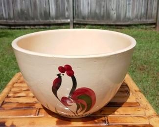 Lot Number:	225
Lead:	Vintage Rooster Pottery Bowl
Description:	marked USA ovenware 65; 9" diameter by 6" tall