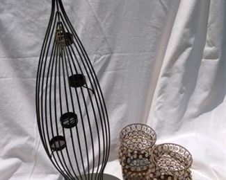 Lot Number:	292
Lead:	Candle Holder Decor
Description:	wrought iron stand- 28" tall pair beaded baskets- 7" tall