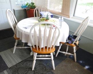 Kitchen Table and 4 chairs