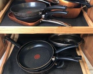 Pots and Pans
Assorted pots and pans. Pots, and frying pans. Used condition, well worn condition. Some items may need cleaned.