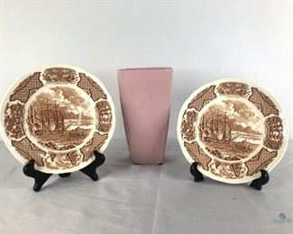 Fairwinds Decorative Plates
Two (2) Fairwinds plates with stands - 8" across. Also includes a pink ceramic vase - 8.5"H