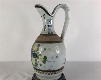 Painted Pottery Vase
Made in Mexico. Comes with a small stand. 14"Hx6"W