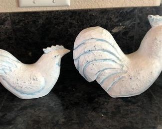 Home to Roost
Collection of three (3) various roosters for decoration. Ranging in size from 18" to 6"
