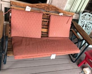 Outdoor Swing
Metal and wooden outdoor swing. Cushions needs a good cleaning. Overall good condition. Measurements: 37"Hx70"Wx32"D