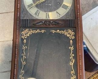 Aikosha Clock
Appears to need some TLC. Includes key.  Measures 28"Hx9.5"W