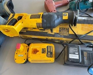 Power Tools
Includes one (1) Dewalt sawzall - 18 volt, untested. Comes with battery and changer. All items untested. Comes with additional Craftsman untested battery and charger.