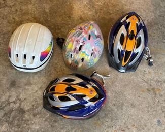 Bike Helmets
Four (4) bike helmets. Two (2) Schwinn, one (1) Headwinds and one (1) unknown brand kid's helmet. Used condition.