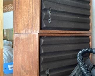 Vintage "Realistic" Speaker Set
Two (2) speakers measuring 12"Hx8"Wx6"D. Condition unknown, untested.