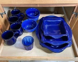 Blue Dishware
Blue dishware. Including three (3) different sized serving dishes, four (4) matching mugs, three (3) bowls and more. No noticeable damage, items are not a matching set.