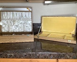 Two (2) Wooden Silverware Boxes
Two (2) wooden silverware boxes, no silverware included. Not real wood.