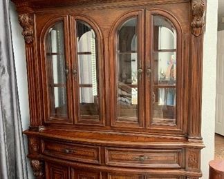 Absolutely gorgeous Fairmont Designs Grande Estate China Cabinet