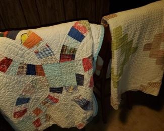 Double wedding ring quilt, other quilts