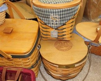 Many large baskets - liners, accessories
