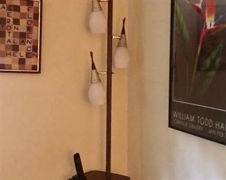 Pole lamp with table 