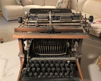 AMAZING c.1900 Rem-Sho 4 Typewriter with Case - Neoclassical - Bronze clad 