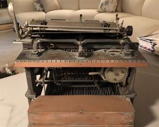 AMAZING c.1900 Rem-Sho 4 Typewriter with Case - Neoclassical - Bronze clad 