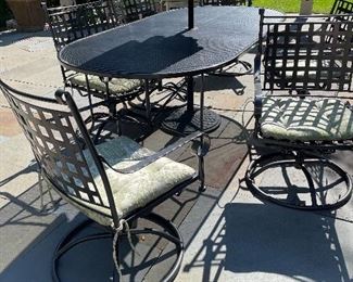 Black Metal Dining Table w/ 6 Chairs and Umbrella 