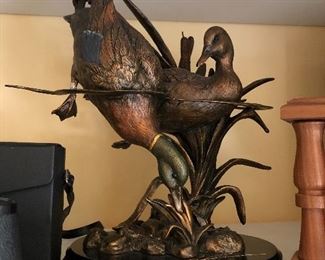 RARE Ducks Limited statue