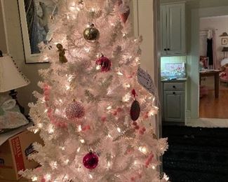 Beautiful three piece white flocked  tree with lights
Lily Pulitzer ornaments sold separately! 