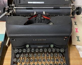 Vintage typewriter (L C Smith Super-Speed)