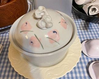 vintage lidded crock 